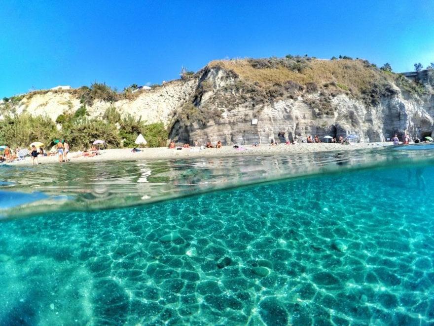 Con Giardino Esclusivo Di 1000 Mq, Piscina, Tennis, Calcio, Bocce Forio (Isola d'Ischia)